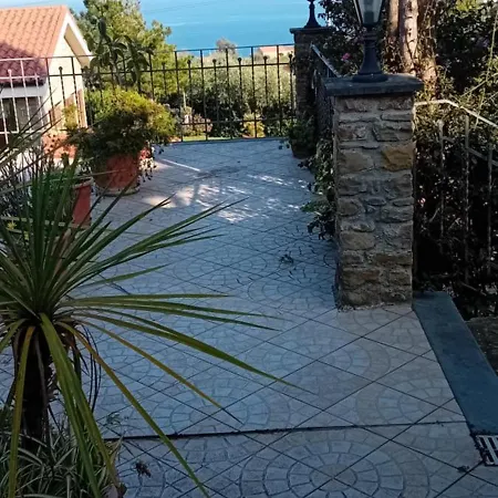 Casa Capo * سانريمو